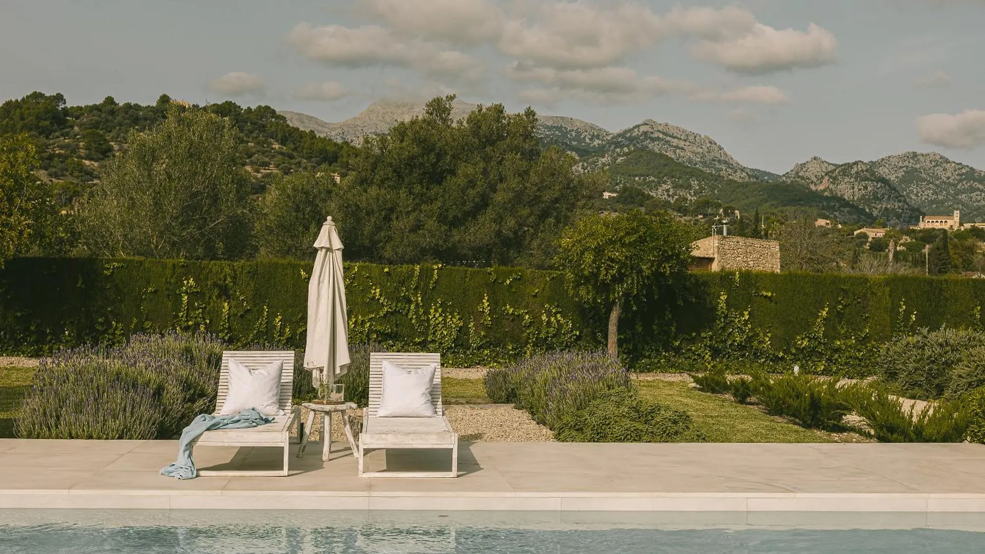 Casa Blanca Villa Selva  Spain